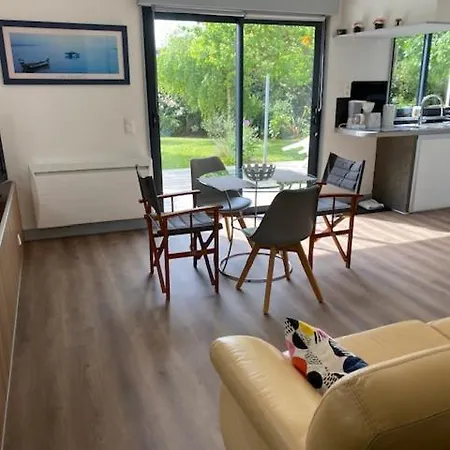 Vila Hameau De La Brelaudière